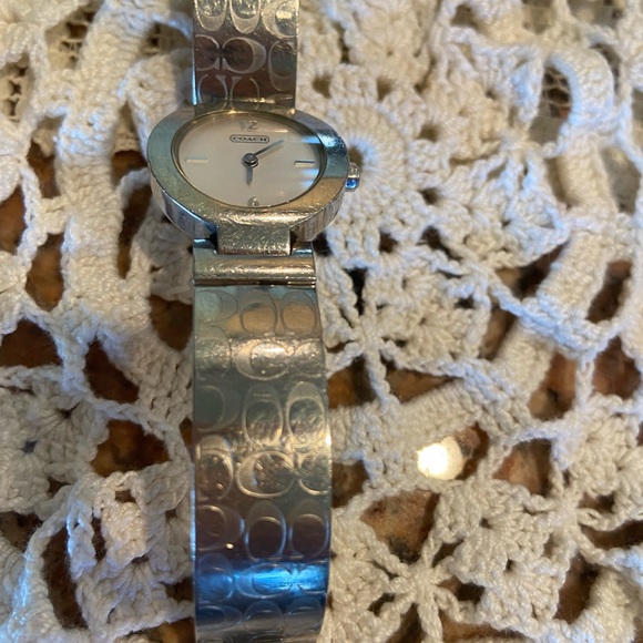 Retro signature C’s Coach Watch. - Picture 3 of 7